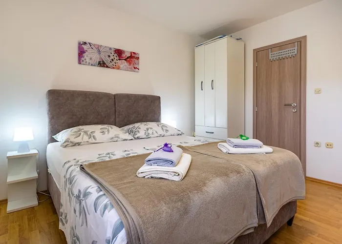 Gostinjska kuća The Rozolina Cres